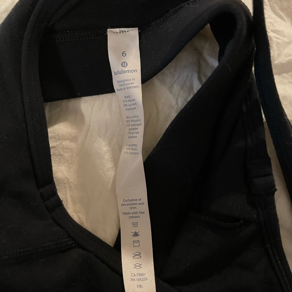 Lululemon Bra 🖤 - Picture 3 of 3